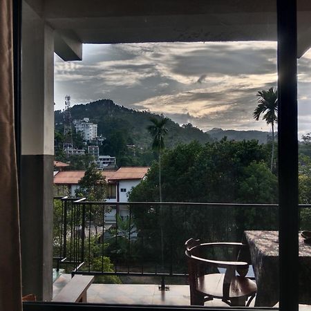 Ella Glory Inn Kültér fotó